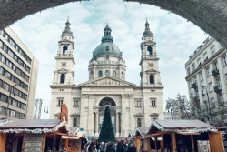 Ziemassvētki Ungārijā! Nikos Travel